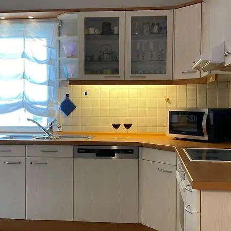 Апартаменты Grosszuegige Zum Wohlfuehlen Mit 116qm Гаггенау